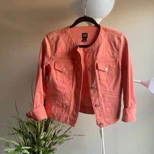 gap coral denim jacket // silver button details /